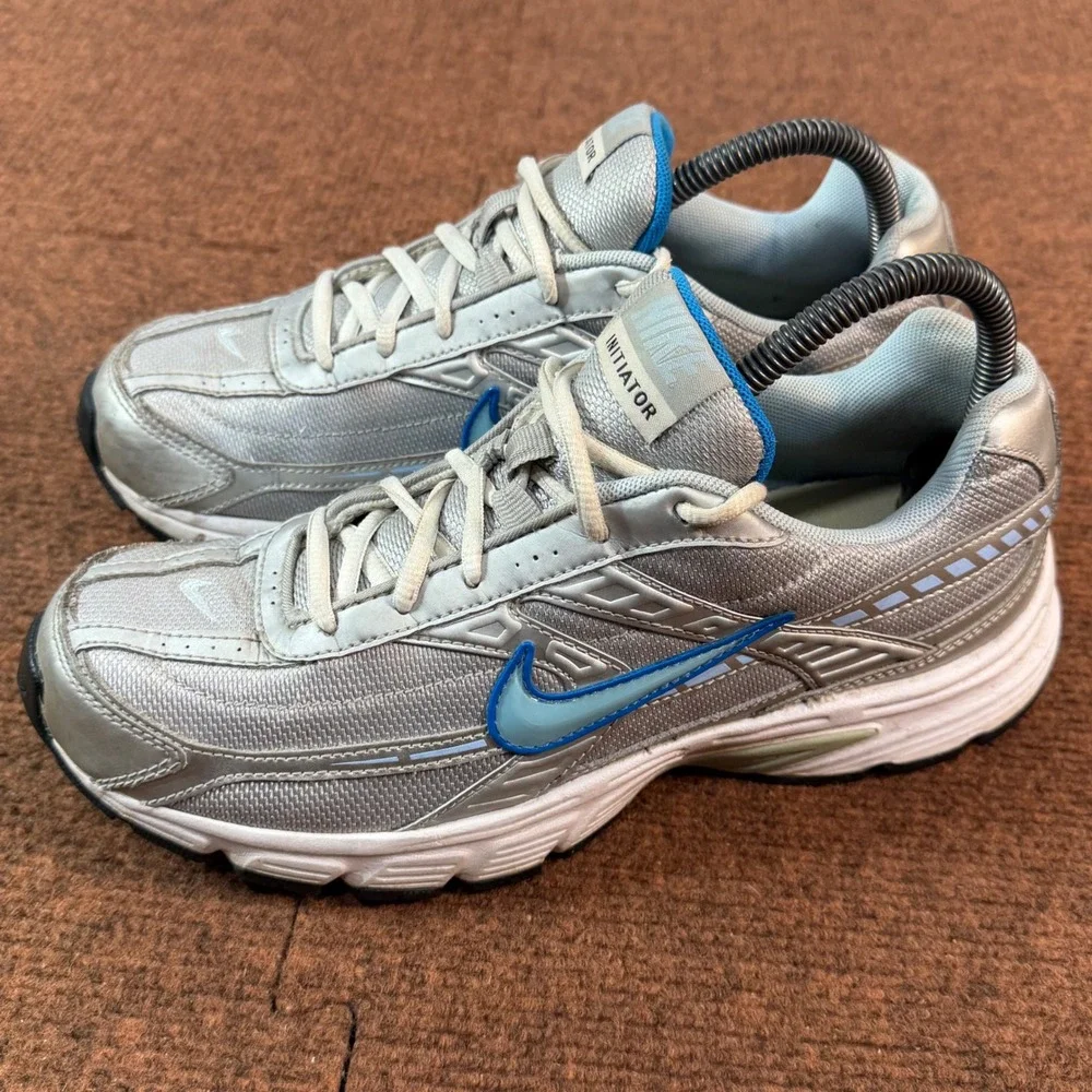 Gently used Nike Initiator Metallic Silver Blue Running Shoes 394053-001 Women 9